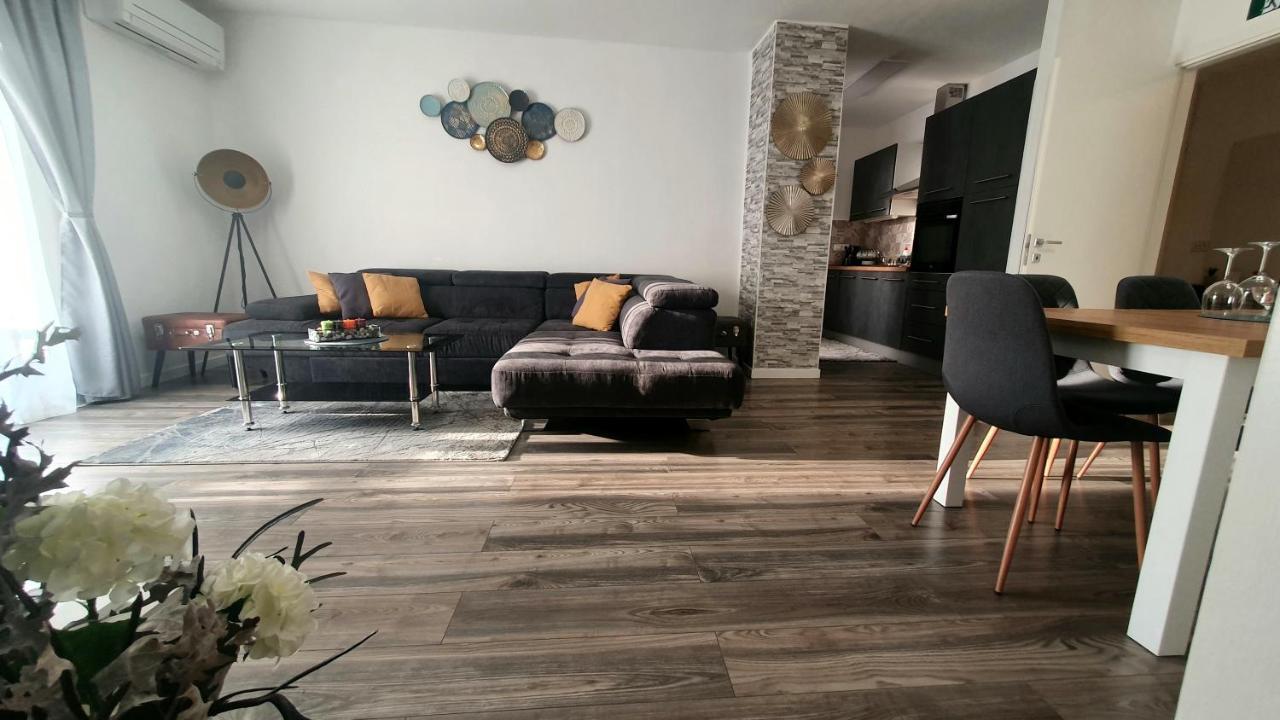 Apartman Perla Deluxe Porec Exterior photo
